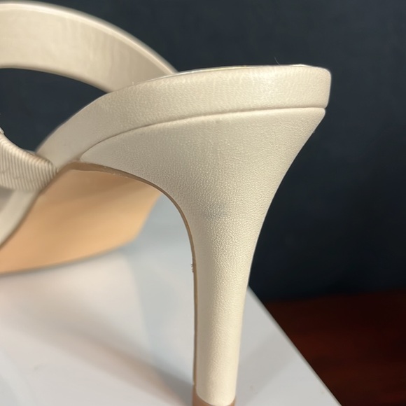 Cushionaire Women’s Prize Dress Sandal - Picture 4 of 10